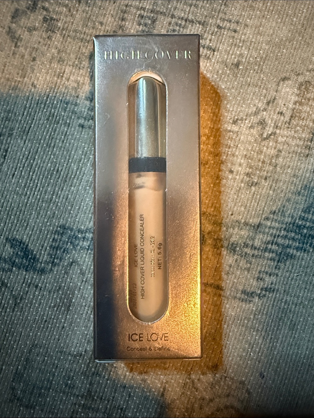 Luxe High Cover Liquid Concealer - Beige